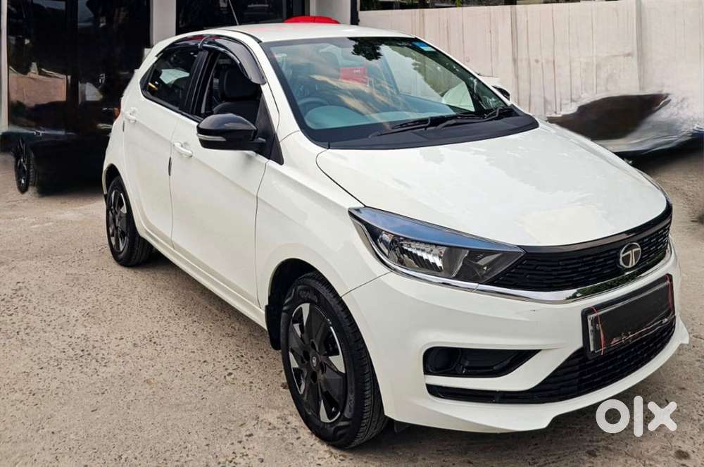 Tata Tiago 2025 Petrol At