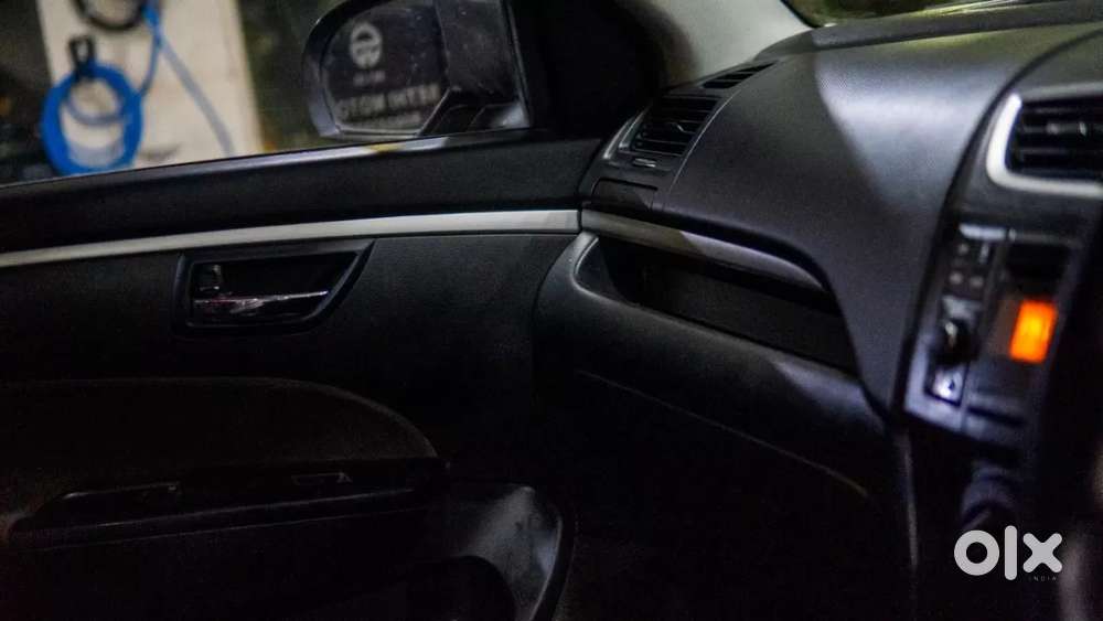 Maruti Suzuki Swift Vxi Optional, 2016, Petrol