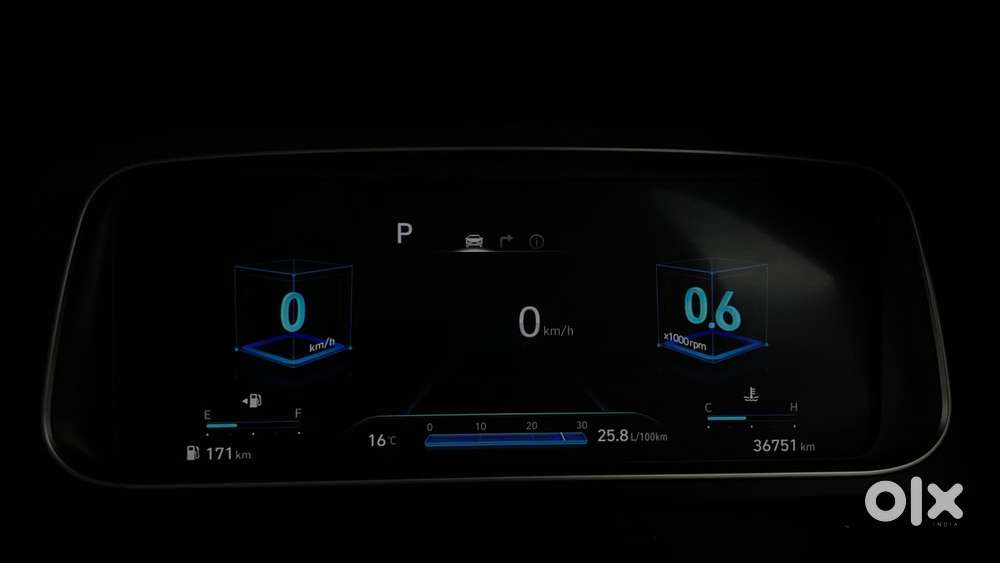 Hyundai Alcazar 2.0 Signature (o) Petrol At 7 Str, 2022, Petrol