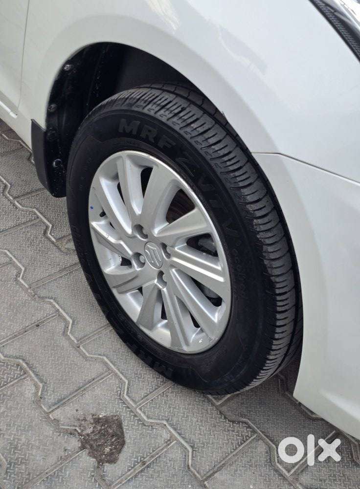 Maruti Suzuki Swift Dzire Zdi Bsiv, 2015, Diesel