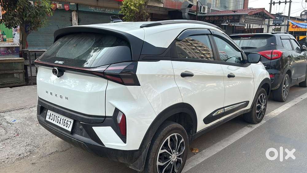 Tata Nexon 2024 Petrol Well Maintained