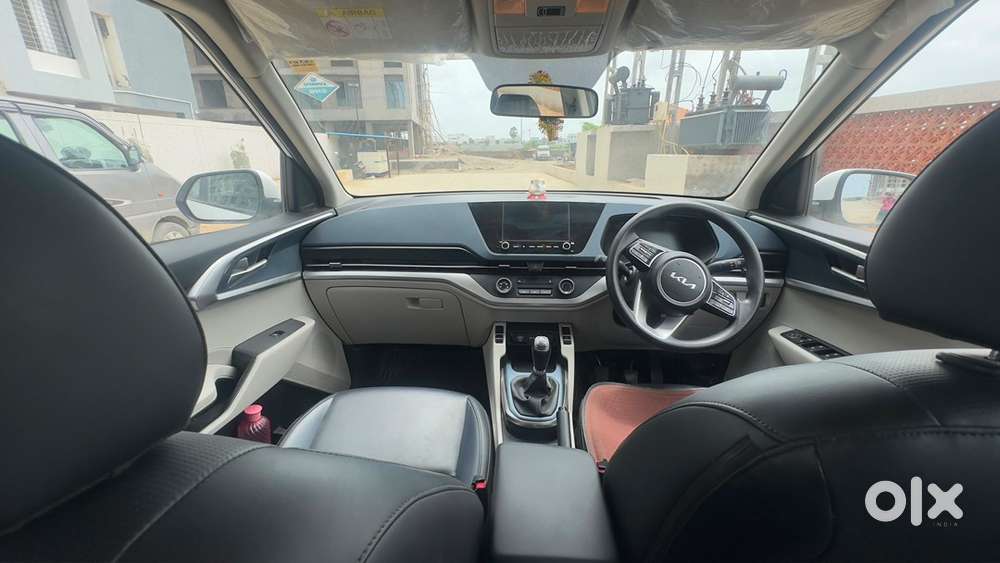 Kia Carens Cng & Hybrids Well Maintained
