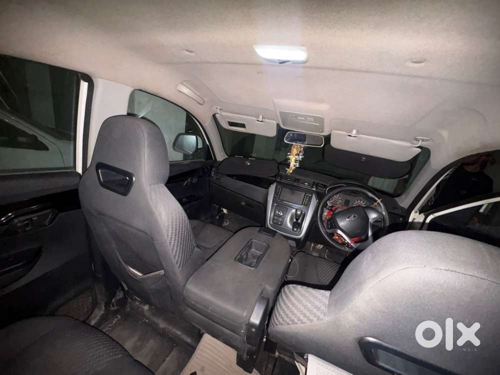 Mahindra Kuv 100 Petrol 2018
