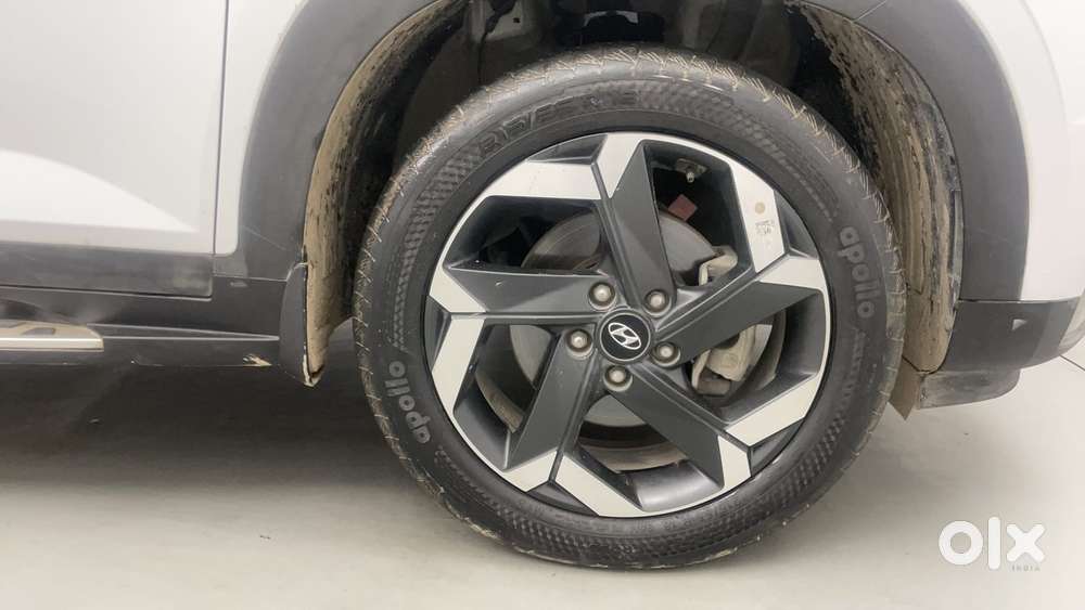 Hyundai Alcazar 1.5 Tdct Signature (o) 7s Petrol, 2023, Petrol