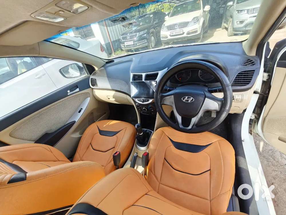 Hyundai Verna 1.6 Vtvt 2012