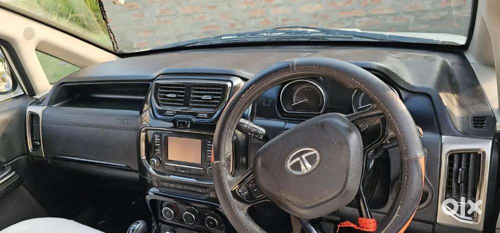 Tata Hexa 2018 Diesel 120000 Km Driven