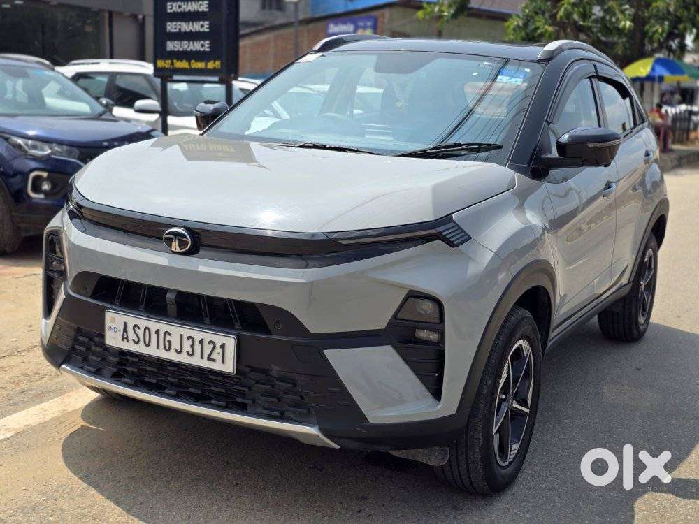 Tata Nexon Creative Plus 1.2 Revotron Petrol 6 Mt Dt, 2025, Petrol