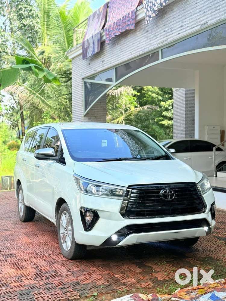 Toyota Innova Crysta Full Option Well Maintained
