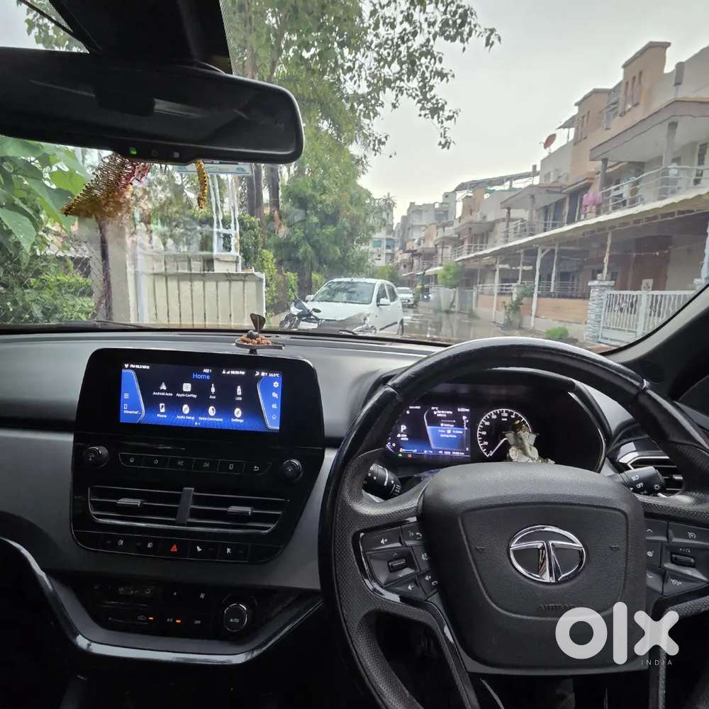 Tata Safari Fully Loaded Automatic Dark Edition 2021
