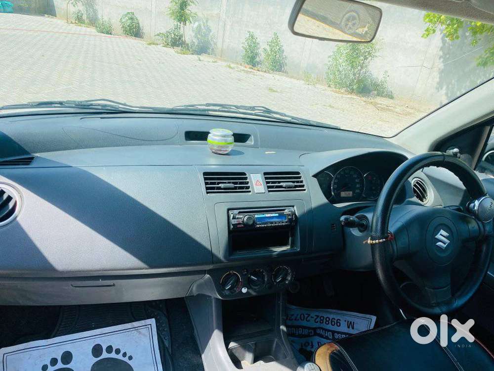 Maruti Suzuki Swift, 2011, Petrol