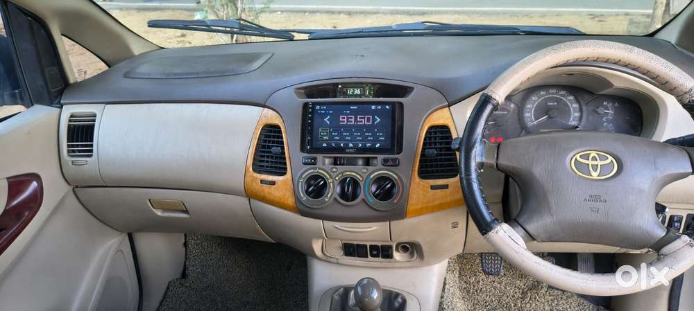 Toyota Innova 2.5 V Diesel 7-seater, 2008, Diesel