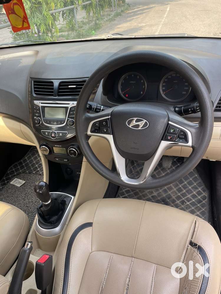 Hyundai Verna 1.6 Vtvt, 2013, Petrol