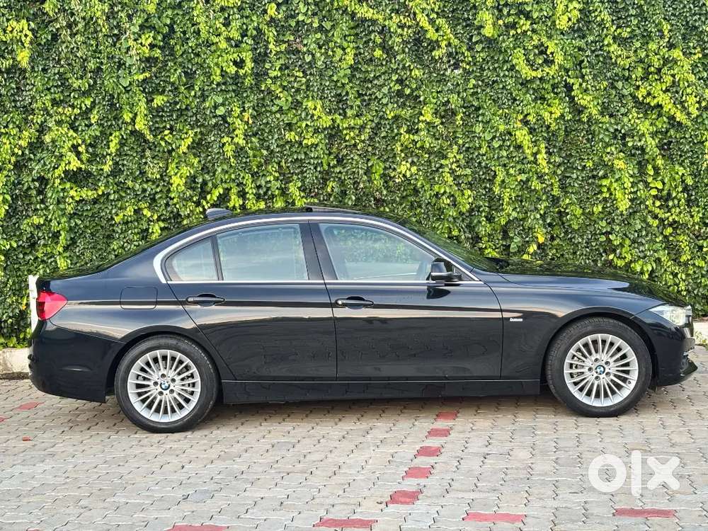  Bmw 320i Petrol | 2017 | 1st Owner | All India Noc 

 Genuine &