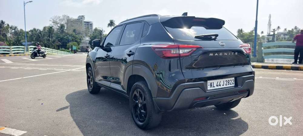 Nissan Magnite Kuro Edition 1.0 Petrol Mt, 2024, Petrol