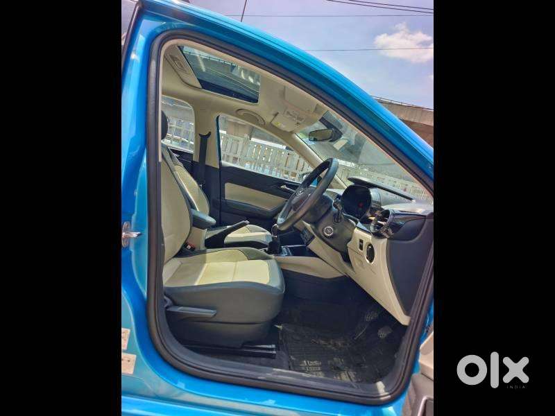 Skoda Slavia Style 1.0l Tsi Mt, 2023, Petrol