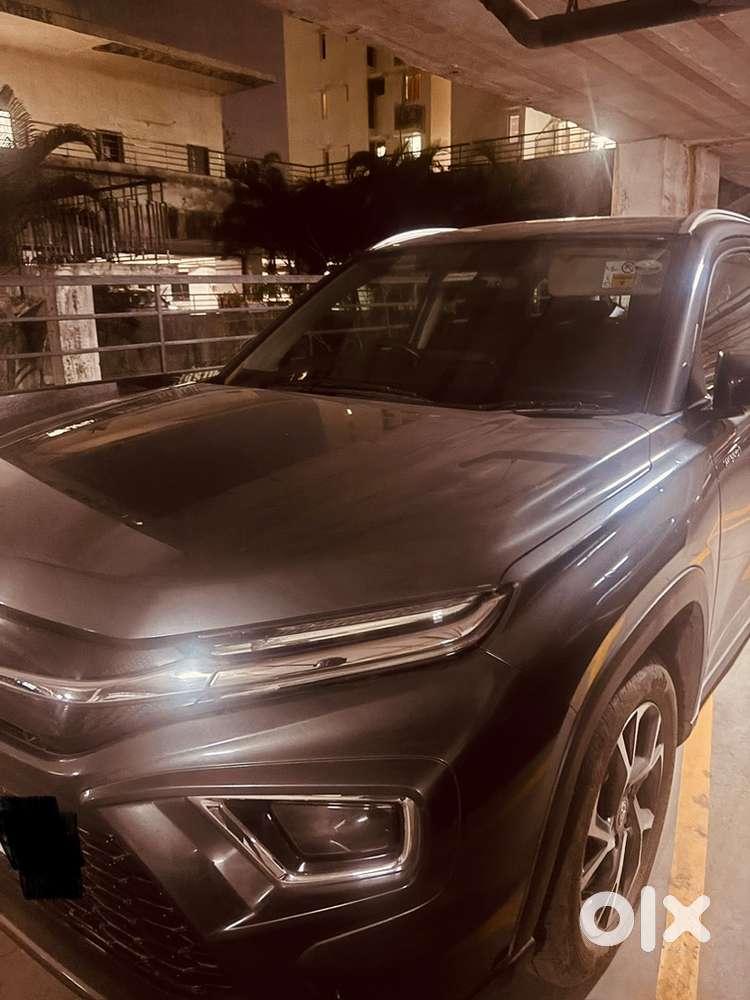 Toyota Urban Cruiser 2023 G Hybrid Hyryder With Strong Mileage 25 Kms