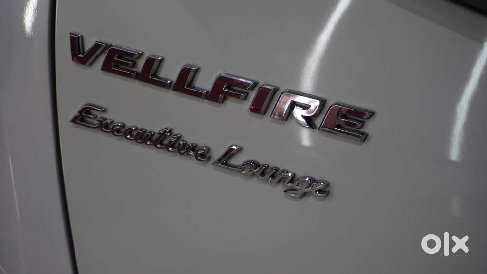 Toyota Vellfire 2.5 Hybrid, 2022, Petrol