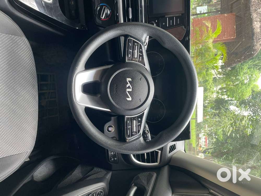 Kia Seltos 2023 Petrol Well Maintained