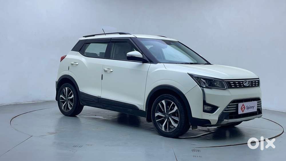 Mahindra Xuv300 1.2 W8 (o) Amt Petrol, 2021, Petrol