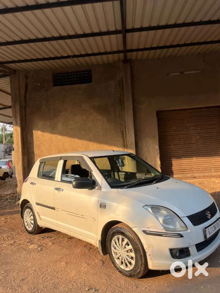 Maruti Suzuki Swift 2009 Diesel 100000 Km Driven