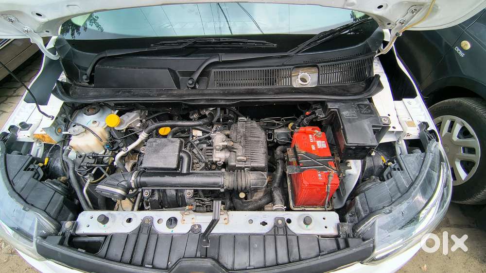 Renault Triber Rxz, 2020, Petrol