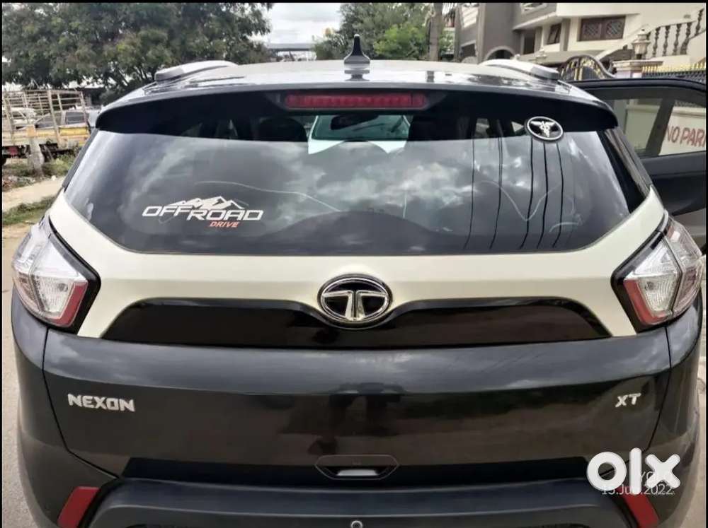 Tata Nexon Xt Grey Color Lady Driven