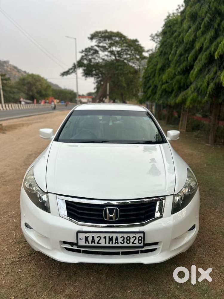 Honda Accord 2010 Petrol Well Maintained