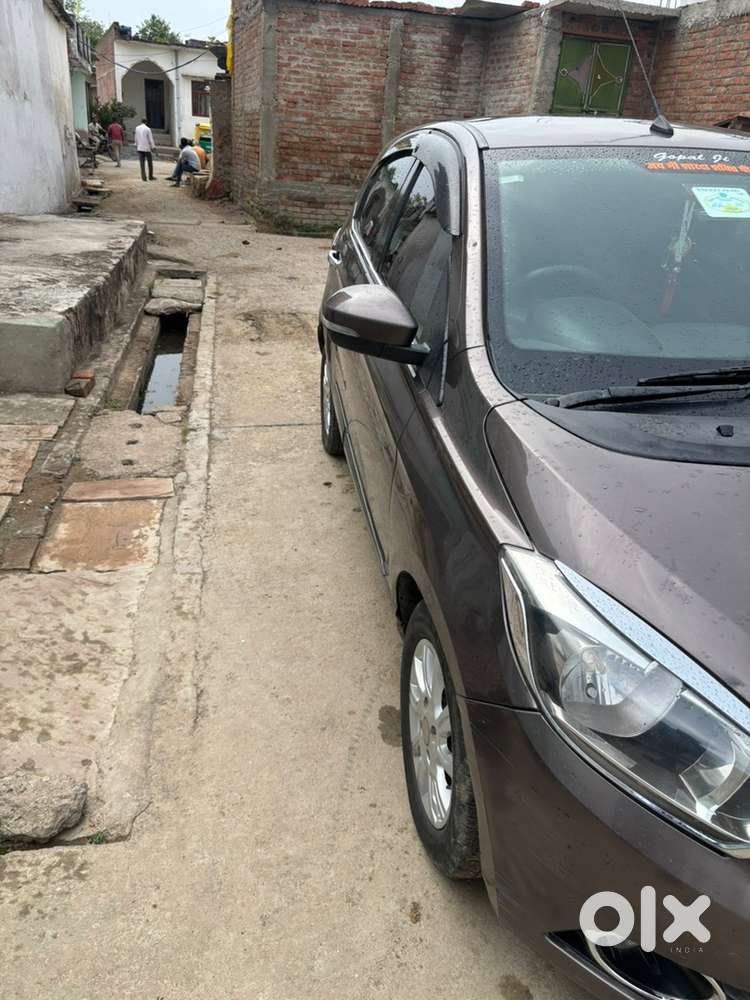 Tata Tiago Petrol 2019
