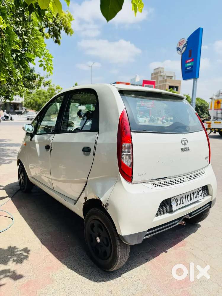 Tata Nano Genx Xt 2015