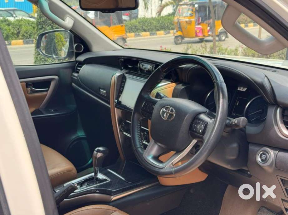 Toyota Fortuner 4x2 At 2.8 Diesel, 2022, Diesel