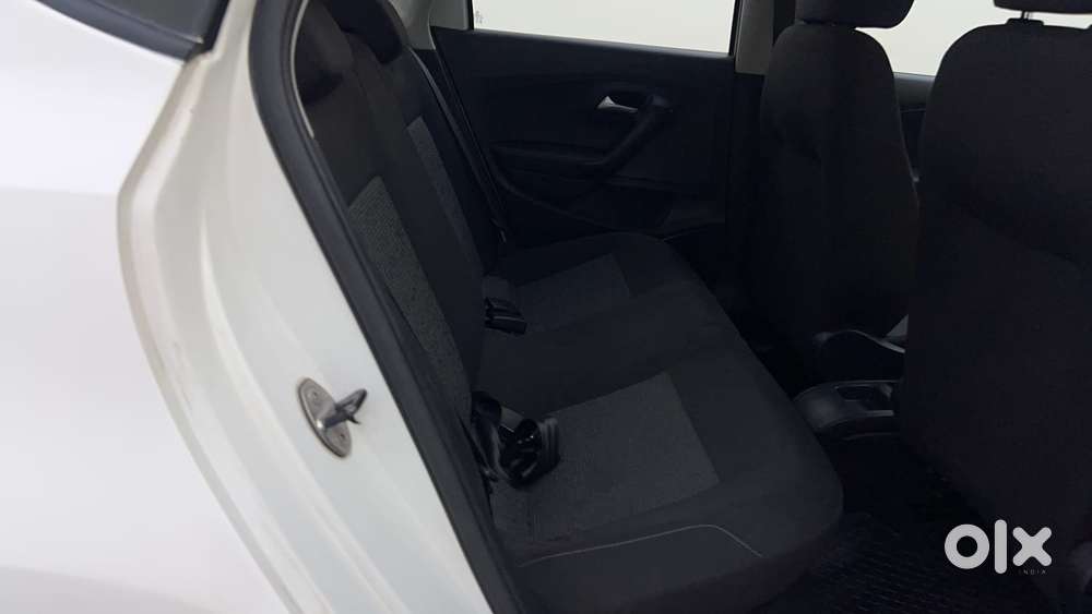 Volkswagen Polo Petrol Comfortline 1.2l, 2015, Petrol