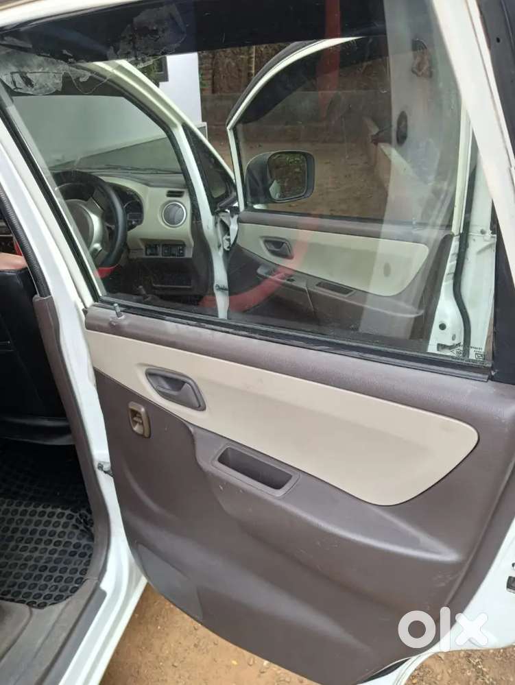 Maruti Suzuki Zen Estilo 2009