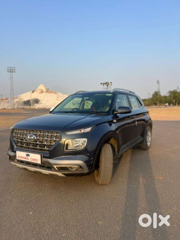 Hyundai Venue S 1.2 Petrol, 2020, Cng & Hybrids