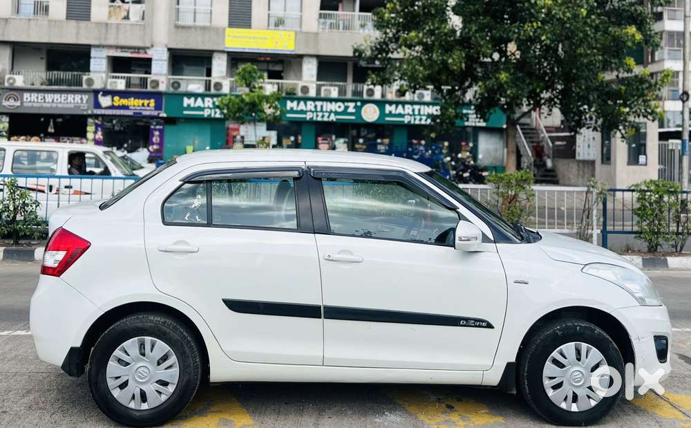 Maruti Suzuki Swift Dzire Vxi Optional, 2014, Petrol