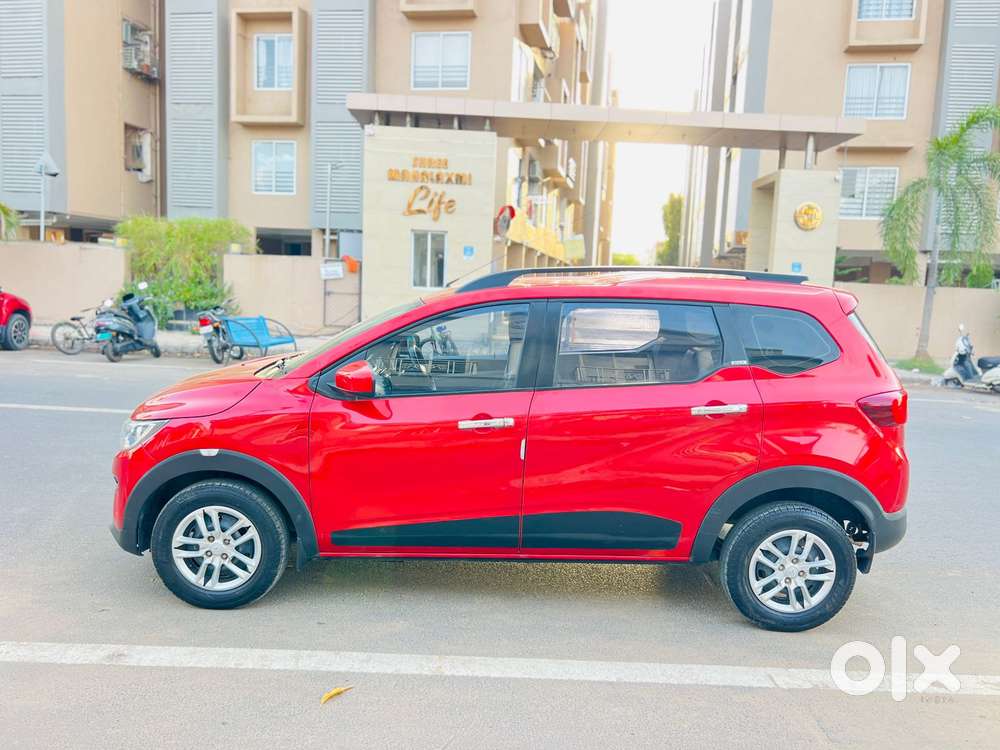 Renault Triber 1.0 Rxz Dual Tone, 2021, Petrol