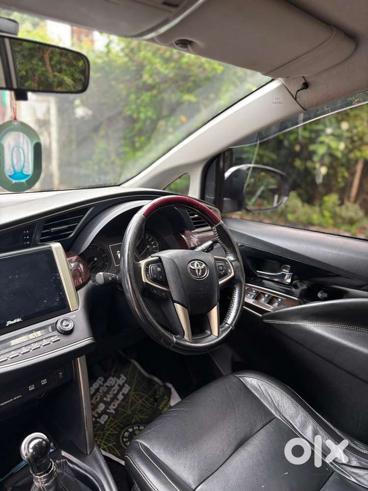 Toyota Innova Crysta Diesel 2017