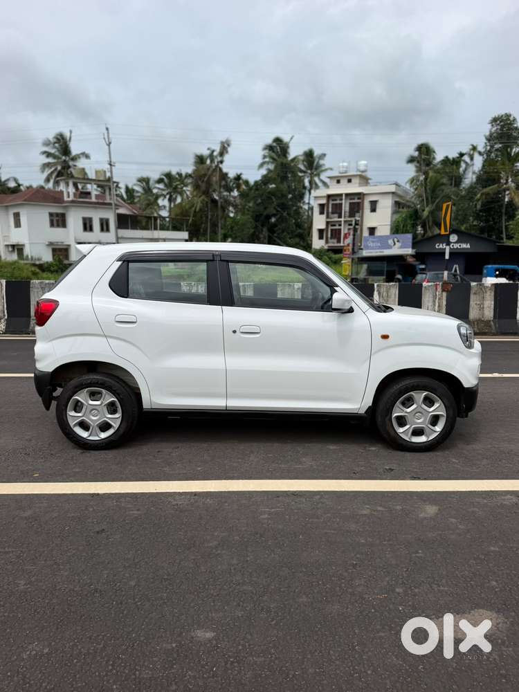 Maruti Suzuki S-presso Vxi Plus Amt, 2023, Petrol