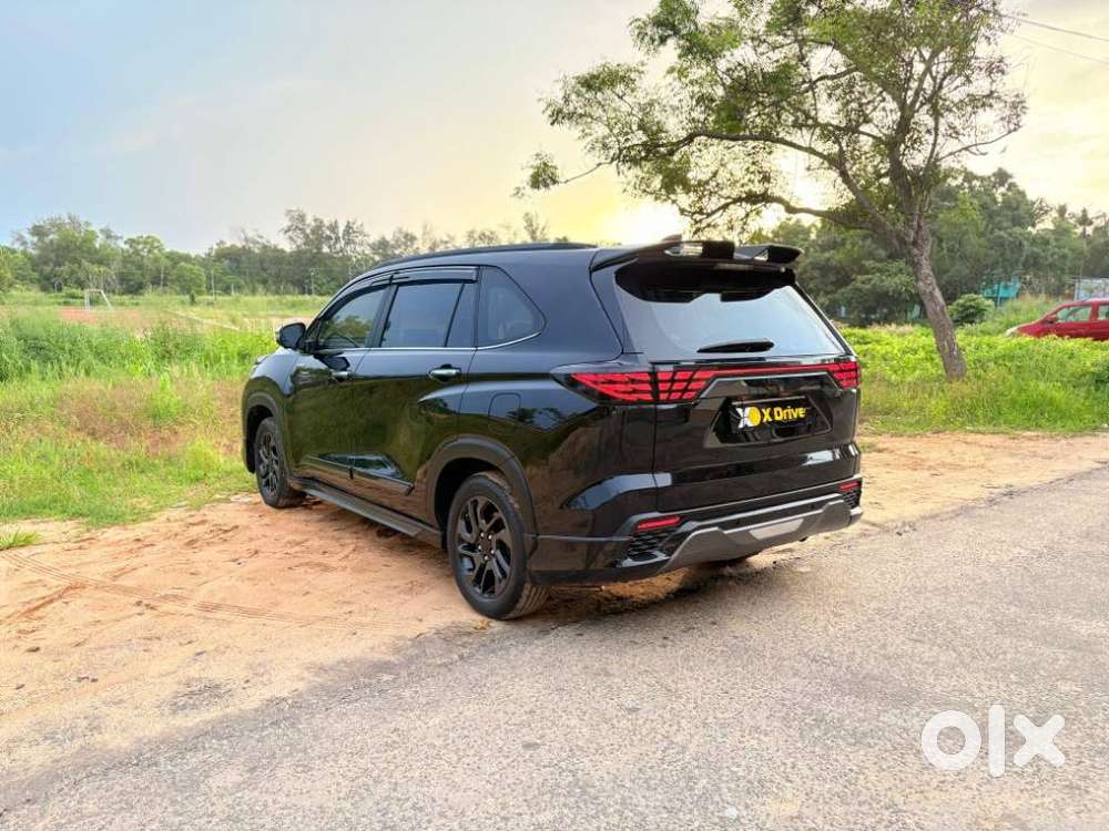 Maruti Suzuki Invicto Alpha Plus 7str, 2024, Electric