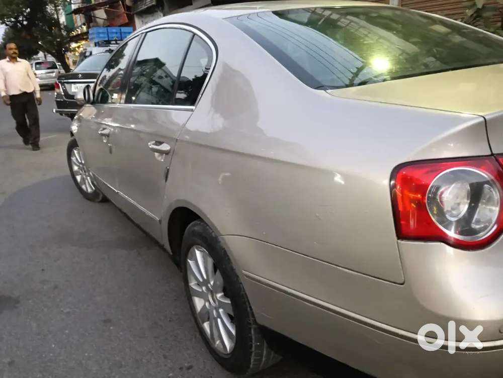 Volkswagen Passat 2009 Diesel 95000 Km Driven