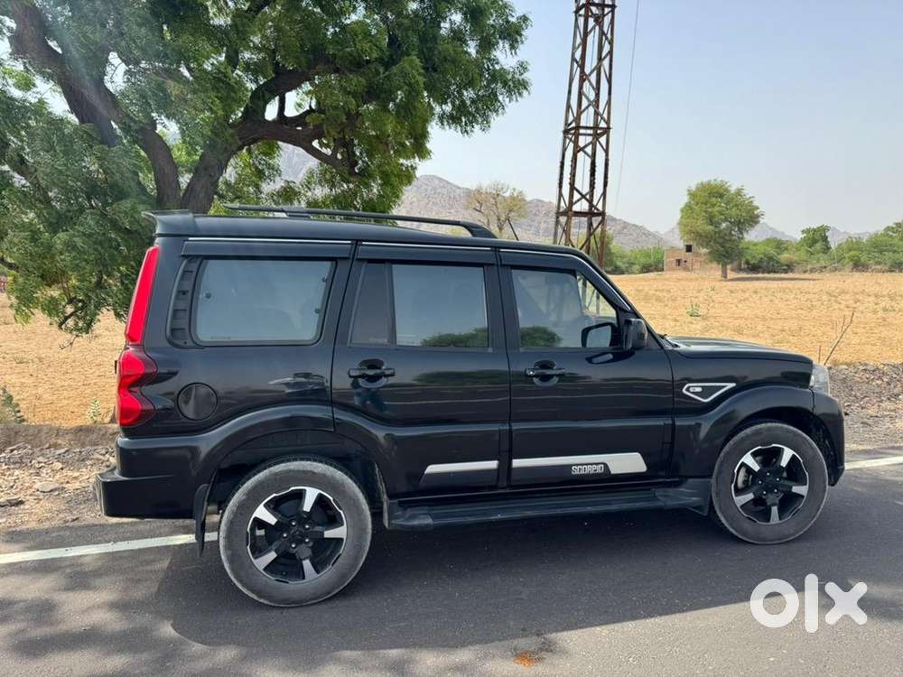 Mahindra Scorpio Classic 2023 Diesel Well Maintained