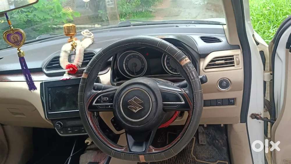 Maruti Suzuki Dzire 2017 Petrol 42000 Km Driven