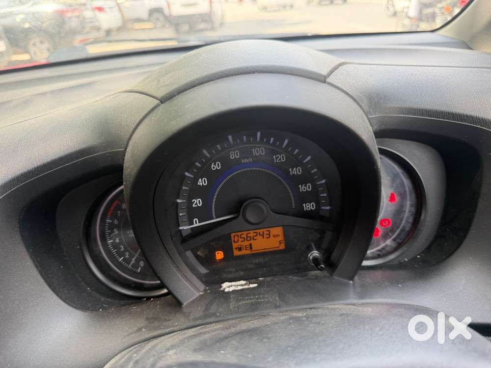 Honda Brio V Automatic, 2016, Petrol