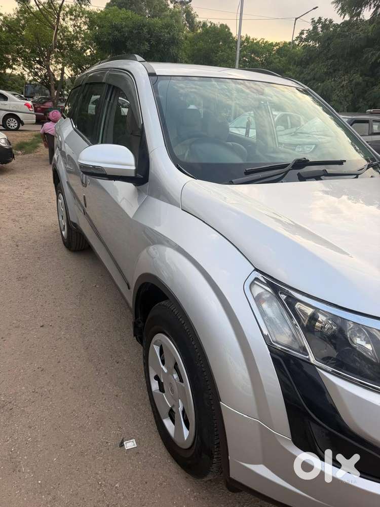 Mahindra Xuv500 W6 2wd, 2016