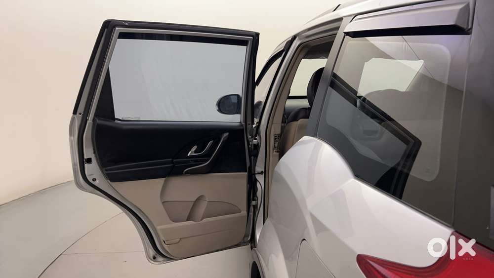 Mahindra Xuv500 W6 2wd, 2016, Diesel