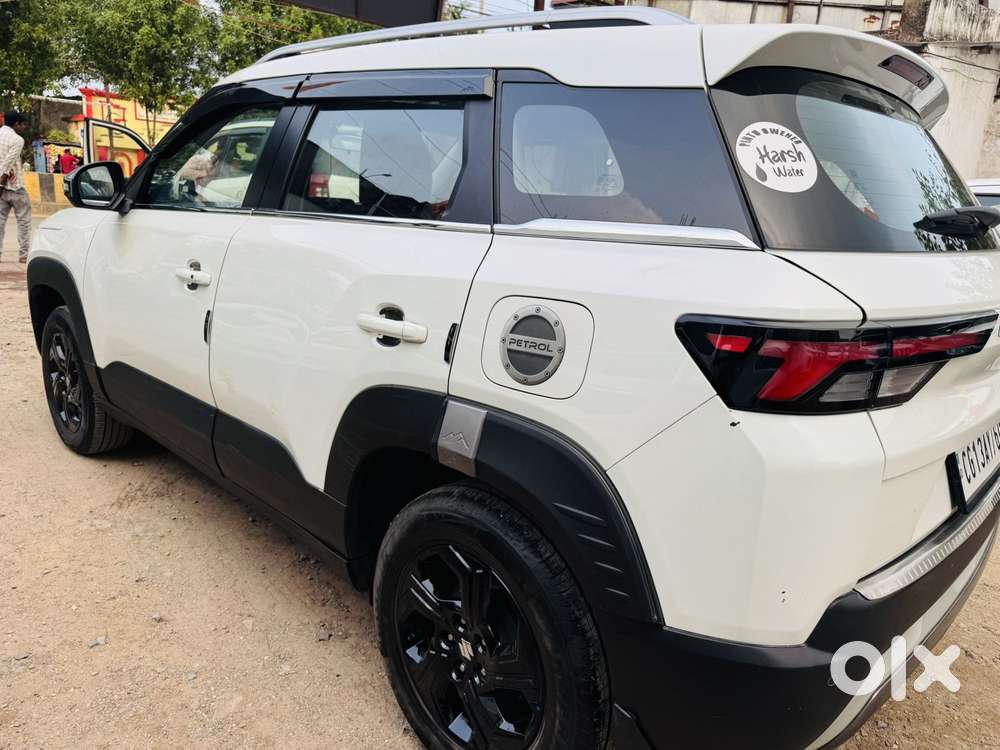Maruti Suzuki Brezza 1.5 Zxi Smart Hybrid, 2024, Petrol