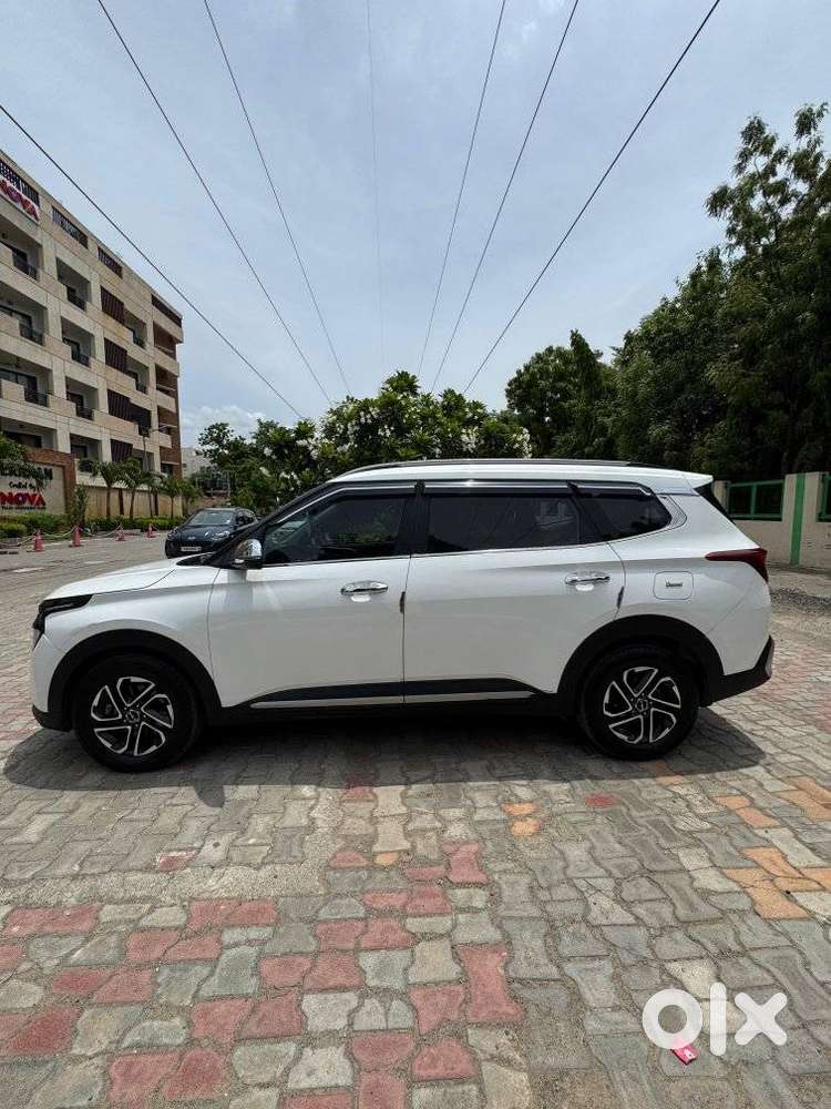 Kia Carens 1.5 Luxury Plus Diesel At 7 Str, 2023, Diesel