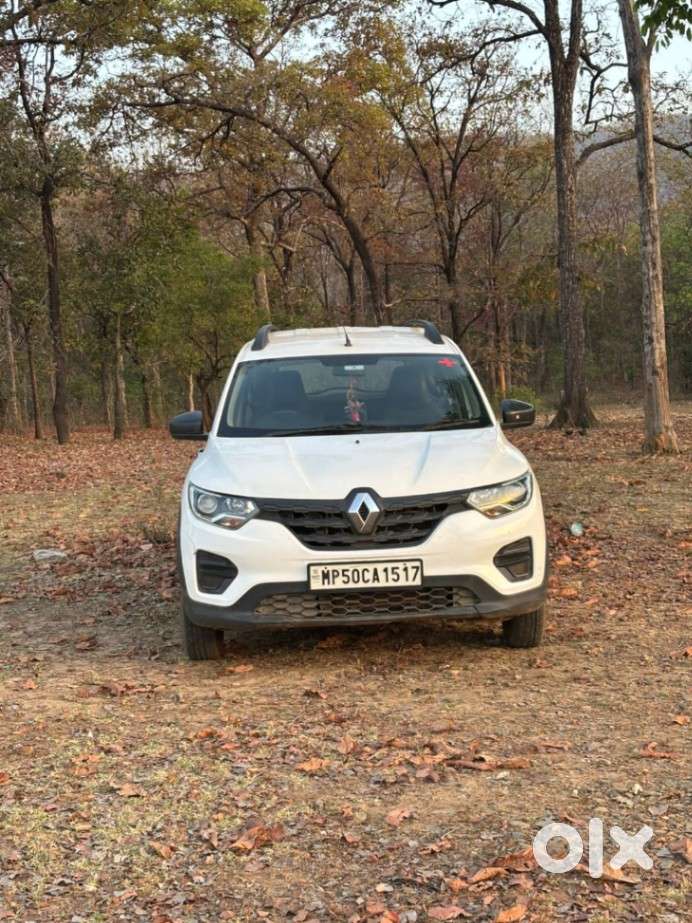 Renault Triber Rxt, 2017, Petrol