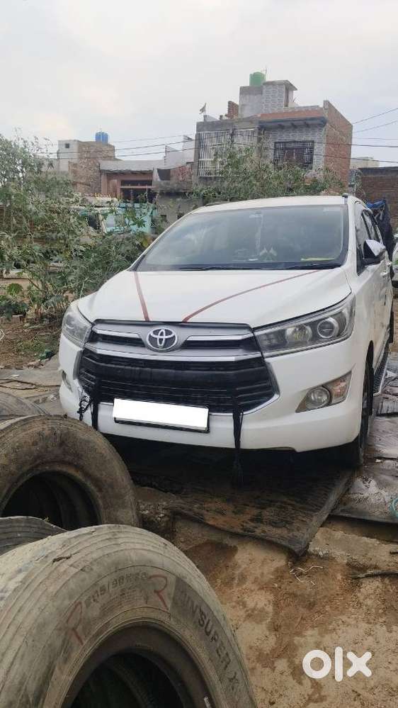 Toyota Innova Crysta 2.8 Z, 2016, Diesel