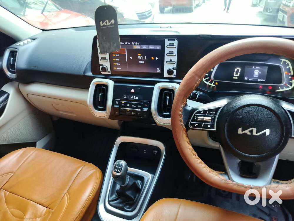 Kia Sonet, 2021, Petrol