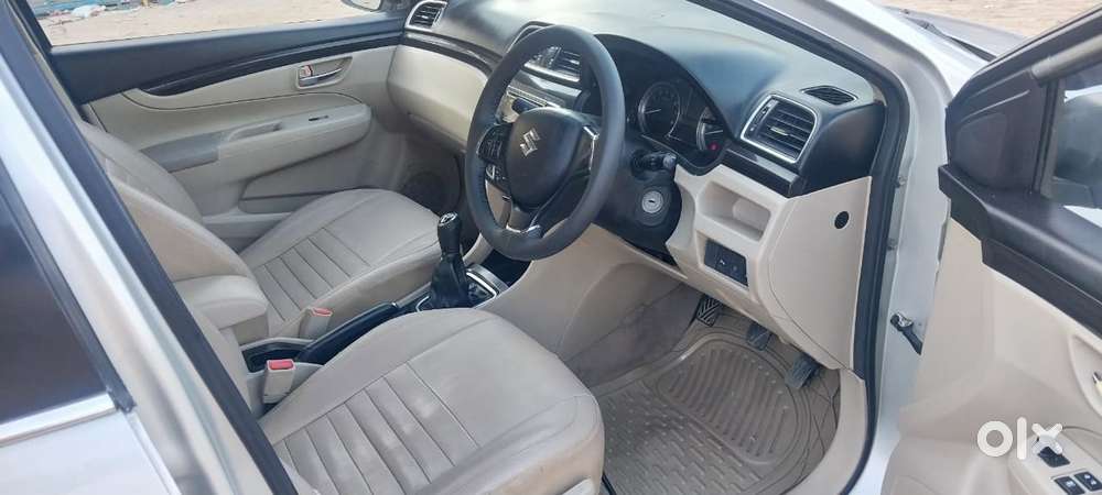 Maruti Suzuki Ciaz 2014-2017 Vxi Plus, 2016, Petrol